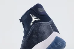 Air Jordan 11 Retro 'Midnight Navy Velvet' Replica