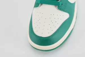 Dunk Low SE Lottery Pack - Malachite Replica