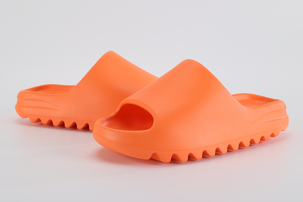 Yeezy Slides 'Enflame Orange' Replica