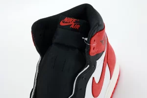 Air Jordan 1 Retro High OG 'Track Red' replica