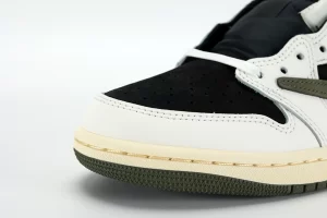 travis-scottxair-jordan-1-low-og-ps- 'olive'-replica (2)