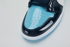 Wmns Air Jordan 1 Retro High OG 'Blue Chill' replica