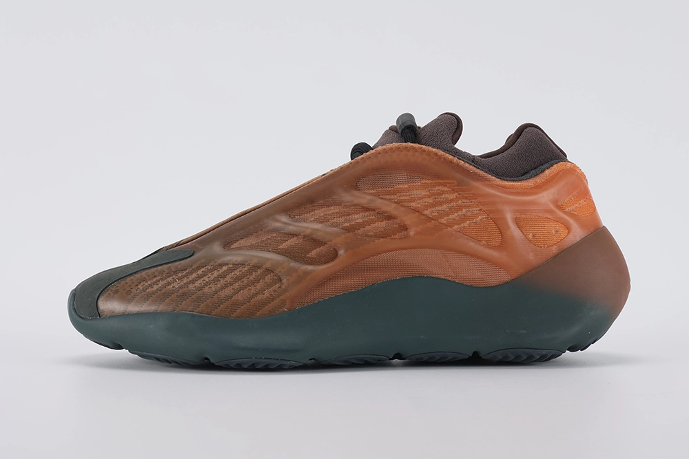 yeezy-700-v3-copper-fade-replica