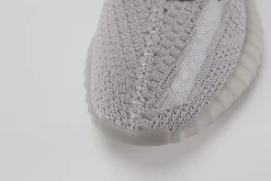 yeezy-boost-350-v2-'tail-light'-replica