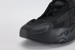 yeezy-boost-700-mnvn-triple-black-replica