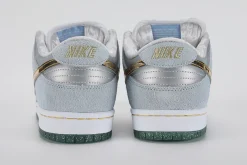 sean-cliver-x-dunk-low-sb-'holiday-special'-replica