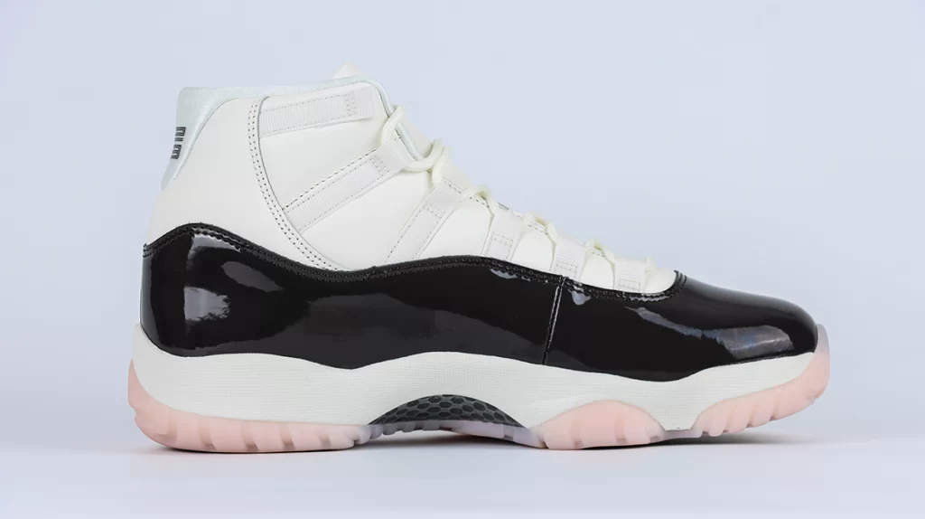 Air Jordan 11 Retro 'Neapolitan' Reps