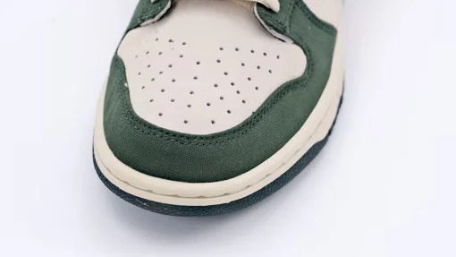 Dunk Low Pro SB 'Eire' Replica