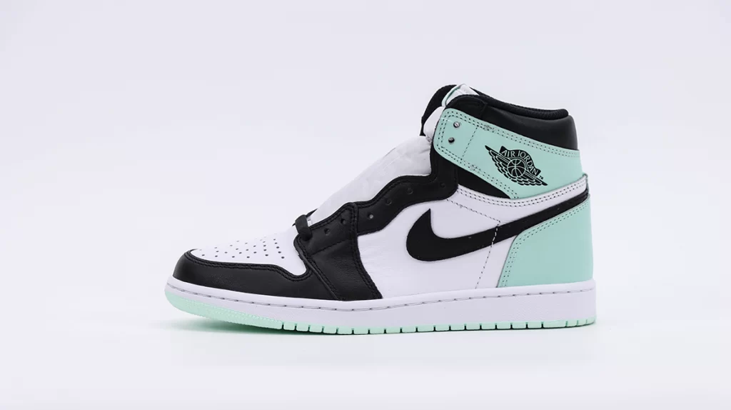 Air Jordan 1 Retro High OG NRG 'Igloo' Replica