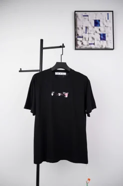 Off-White Graffiti Red Arrow Print T-Shirt