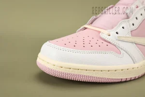 Travis Scott Air Jordan 1 Low “White Pink” Reps